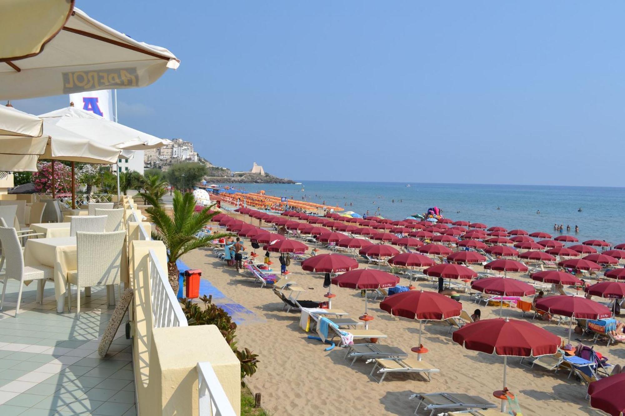 holidaycasa Leone - Con posto auto a 200mt dal Mare Sperlonga Exterior foto